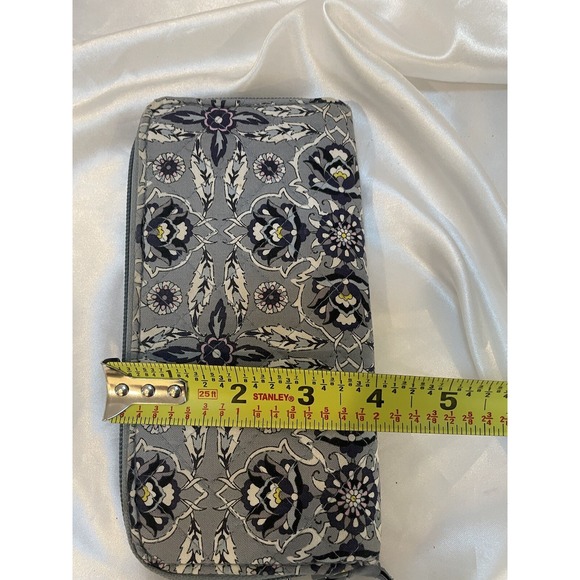 Vera Bradley Wallet Zipper Closure Change PouchInside Bill Section Gray Black - Picture 6 of 8